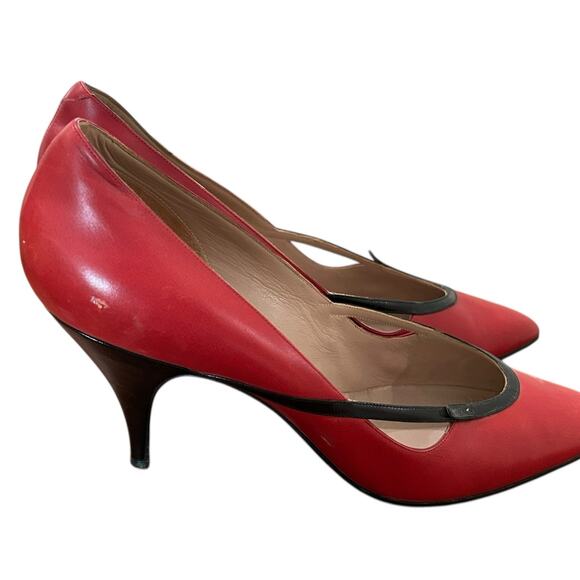 Vintage Red Leather Heels with Cutouts Pointed Toe Pumps Italy / 7.5 US - - Picture 5 of 6